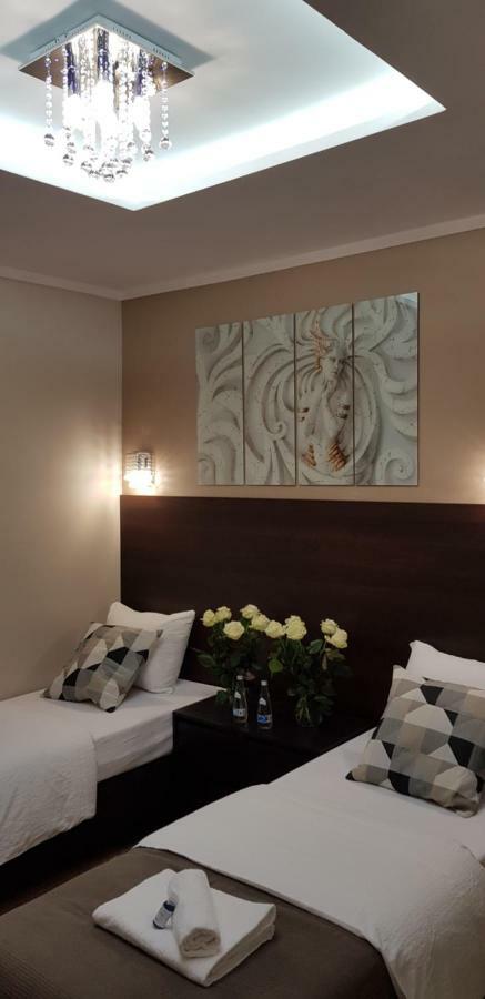 Apartament H&P Gold Apartman Varsó Kültér fotó