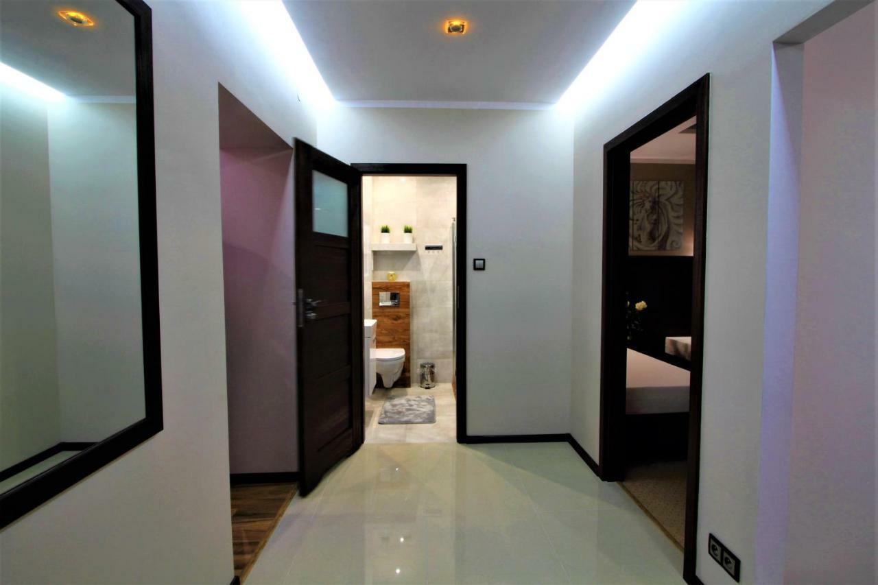 Apartament H&P Gold Apartman Varsó Kültér fotó